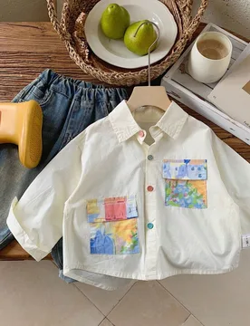 Camisa casual de primavera/verano para niños, con botones de colores, bolsillo y estampado de pintura - Shein - FashionsVida