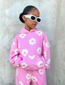 Set de 2 piezas de sudadera con capucha y pantalón jogger de estampado floral suave y casual para niñas preadolescentes - Shein - FashionsVida