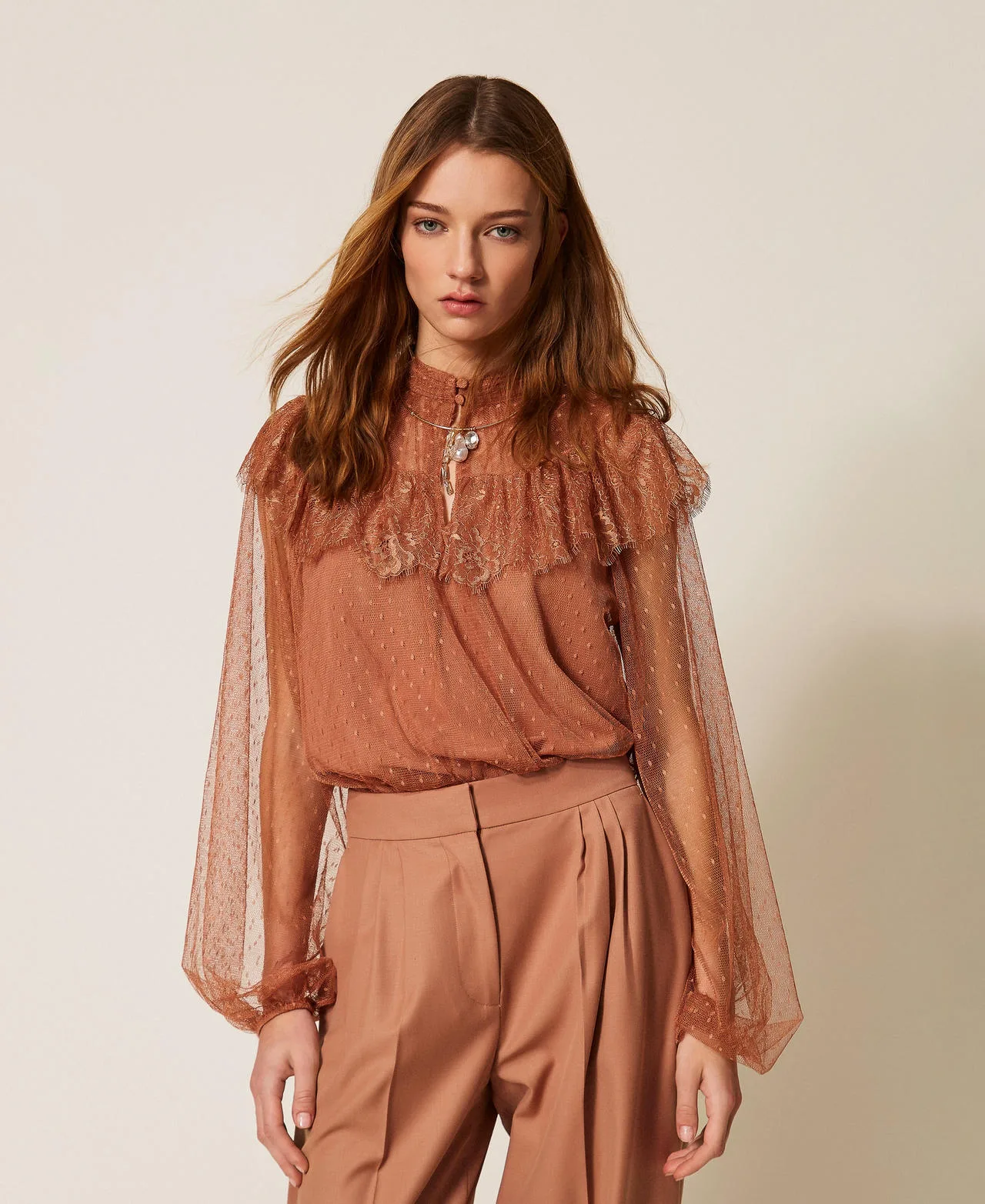 Blouse en tulle plumetis et dentelle - TWINSET - FashionsVida
