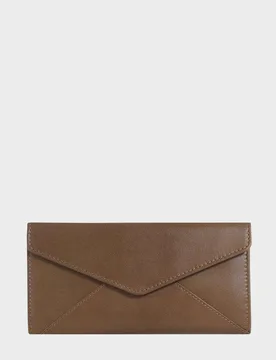 Women's 'PRESTON' Trifold Vegetable Tanned Real Leather Purse in Tan - Tan - Size: One Size - Assots London - FashionsVida