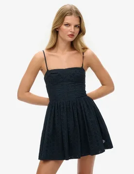 Superdry Damen Mini-trägerkleid mit Lochstickerei Navy - Größe: 42 - 79.99 - FashionsVida