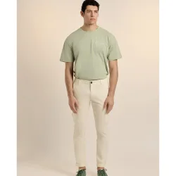 Chino cargo de hombre corte regular fit