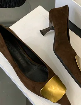 Bombas de tacón alto de punta fina para mujer, tacones de gatito - Shein - FashionsVida