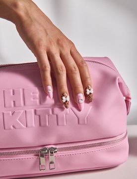 Unghie finte a forma di mandorla Hello Kitty - multicolor