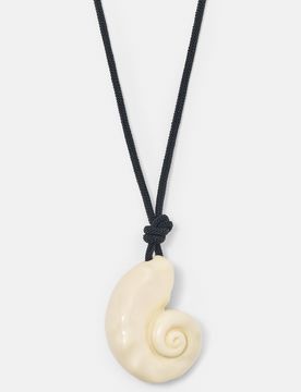 Collana Con Conchiglia In Resina