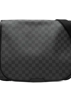 Damier Graphite Daniel MM - Louis Vuitton - FashionsVida