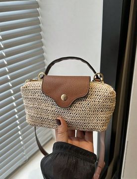 Nuevo bolso cuadrado mini de paja tejida, bolso con solapa de estilo exclusivo de playa, bolso cuadrado pequeño multifuncional de hombro/bandolera, a