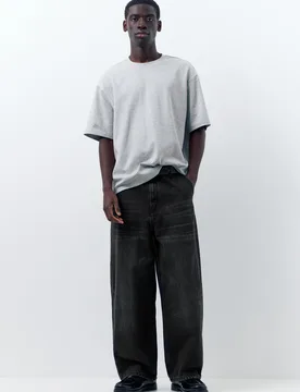 Embroidered Skater Jeans (Size: ) - Pull&bear - FashionsVida