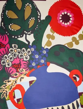 Pañuelo con pespuntes y estampado floral - Parfois - FashionsVida