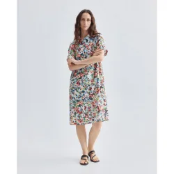 Vestido estampado de manga corta