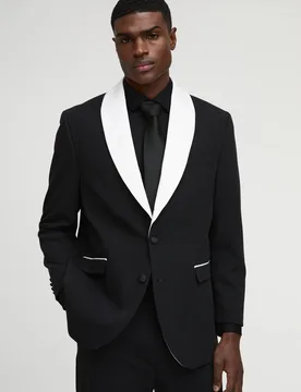 Herren Gerade geschnittener Blazer mit Schalkragen Black Größe 36 - boohooMAN - FashionsVida