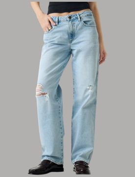 Jeans Boyfriend Guess GJ Rilassati in Denim Chiaro Strappato