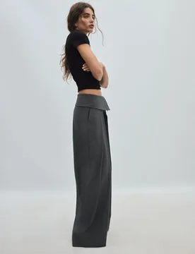 Wide-Leg-Hose mit Umschlagbund Graumeliert 28 - Stradivarius - FashionsVida