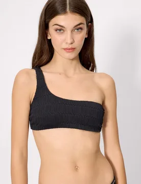 Tops de bikini asimétrico textura en copa b - Ysabel Mora - FashionsVida