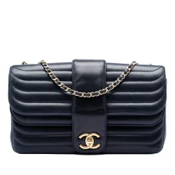 CC Horizontal Quilted Lambskin Double Flap