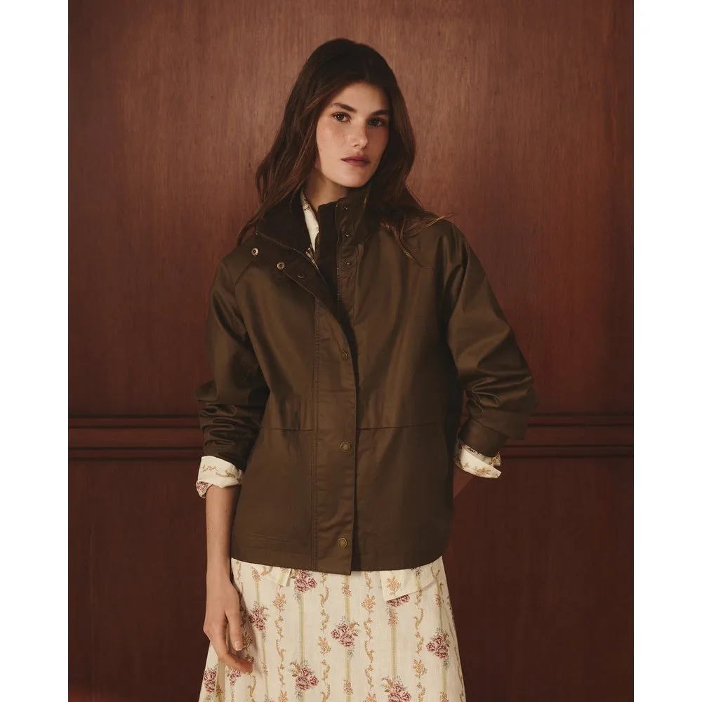 Parka corta lisa de mujer - Lloyd's - FashionsVida