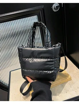 Chaqueta de plumas de nailon ligera y bolso de mano/bolso de hombro versátil y compacto - Shein - FashionsVida
