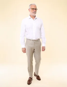 Pantalón de hombre regular en claro - Wickett Jones - FashionsVida