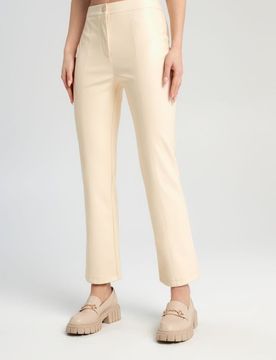 Pantaloni in eco pelle - nude