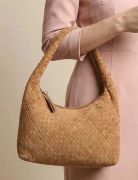 Leather Shoulder Bag Tan female - Jones Bootmaker - FashionsVida