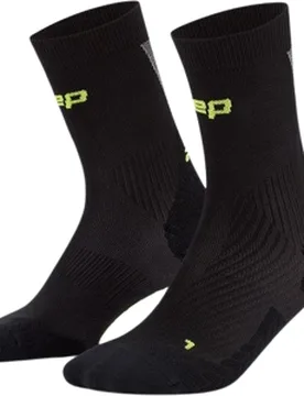 CORE RUN ULTRALIGHT SOCKS MID CUT 4.0 Herren black/grey 42-45 - Cep - FashionsVida