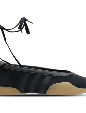 Taekwondo Women's Sneakers - Black - Size 4 - Leather - Black - Size: 4 - Adidas - FashionsVida