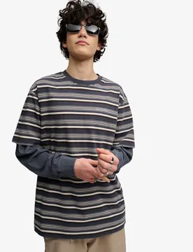 Superdry Herren Bench T-shirt mit Streifen in Kastigem Schnitt Grey - Größe: M - 39.99 - FashionsVida