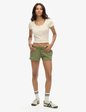 Superdry Damen Kaki Essential Shorts mit Logo, Größe: 44 - 39.99 - FashionsVida