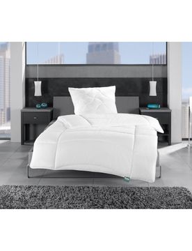 Vierjahreszeitensteppbett Supersoft und kochfest weiss