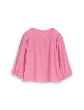 Feminine blouse with placket female