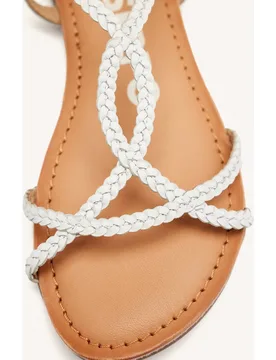 Sandalias planas de mujer de piel con cierre al tobillo con hebilla - Gioseppo - FashionsVida