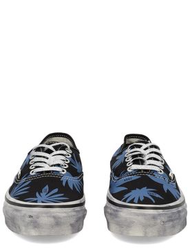 Vans Classic Unisex Sneakers