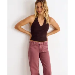 Top de mujer de crochet con cuello halter