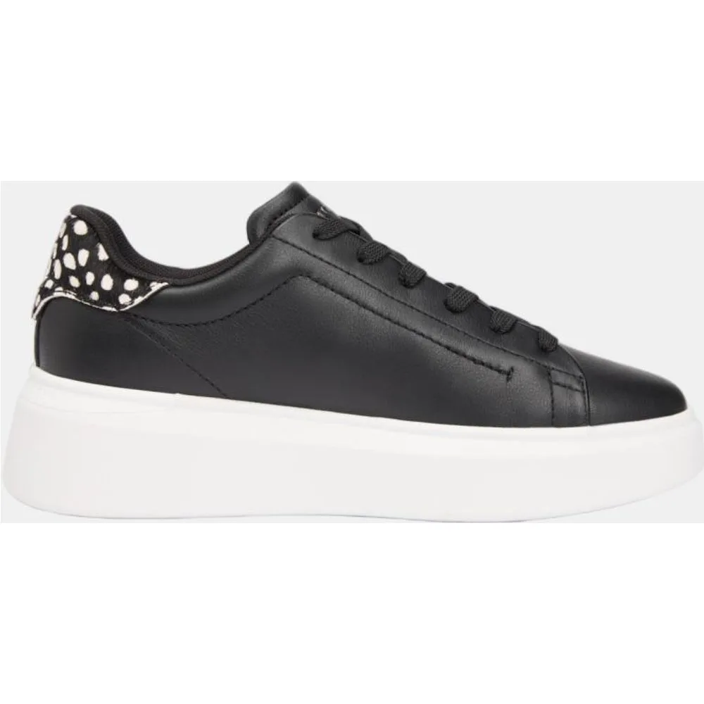 Zapatilla de piel mujer con estampado TH - Tommy Hilfiger - FashionsVida