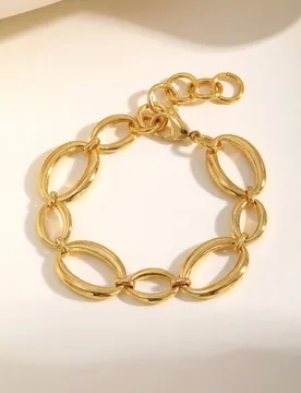 Women's Fatihah Circle Chain Bracelet in Gold - Gold - Size: One Size - IKRUSH - FashionsVida
