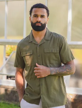 Mens Khaki 'Mikita' Short Sleeve Shirt Cotton - Size Small - Brave soul - FashionsVida