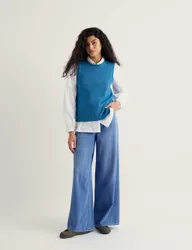 Merino Wool Rich Crew Neck Knitted Vest Blue female
