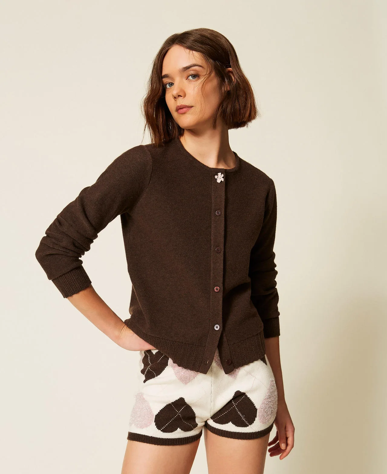 Cardigan avec bouton émaillé - TWINSET - FashionsVida