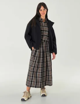 Bomber nero in panno diagonale di misto lana con elastico inserito al fondo e cappuccio - Hlo! - FashionsVida