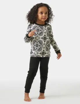 Kids' Graphic LIFA® Merino Wool Base Layer Set Black 7 - Black Aop - Unisex - Helly Hansen - FashionsVida