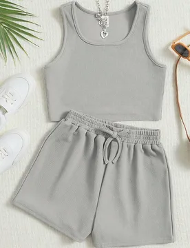 Conjunto de top de tirantes y shorts de unicolor para niñas preadolescentes, lindo e informal - Shein - FashionsVida