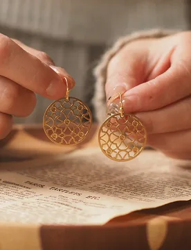 Greek Niche Bohemian Style Vintage Lace Hollow Pendant Flake Ear Cuff - Aliexpress - FashionsVida
