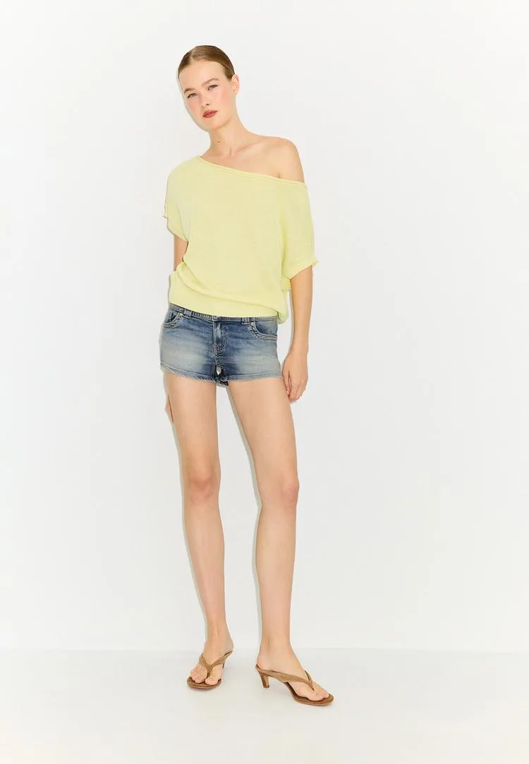 Top aus Rustikal-Strick mit Bateau-Ausschnitt Pastellgelb L - Stradivarius - FashionsVida
