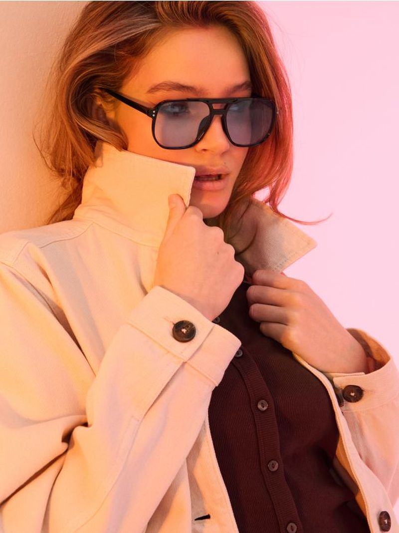 Giacca di jeans corta con larghezza regolabile - beige