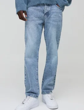 Herren Basic Jeans Hosen In Entspannter Passform Light Blue Größe 32R - boohooMAN - FashionsVida