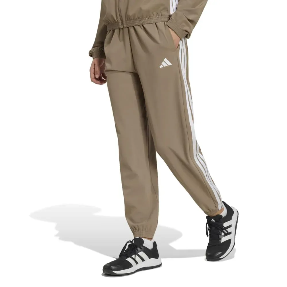 Joggers Train Essentials 3 Stripes Woven Khaki Six XL - Adidas - FashionsVida