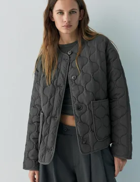 Lightweight Padded Jacket (Size: ) - Pull&bear - FashionsVida