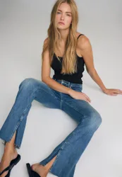 D74 Schlaghose mit Schlitz IM STÜCK GEFÄRBTER DENIM-WASHED-LOOK 36