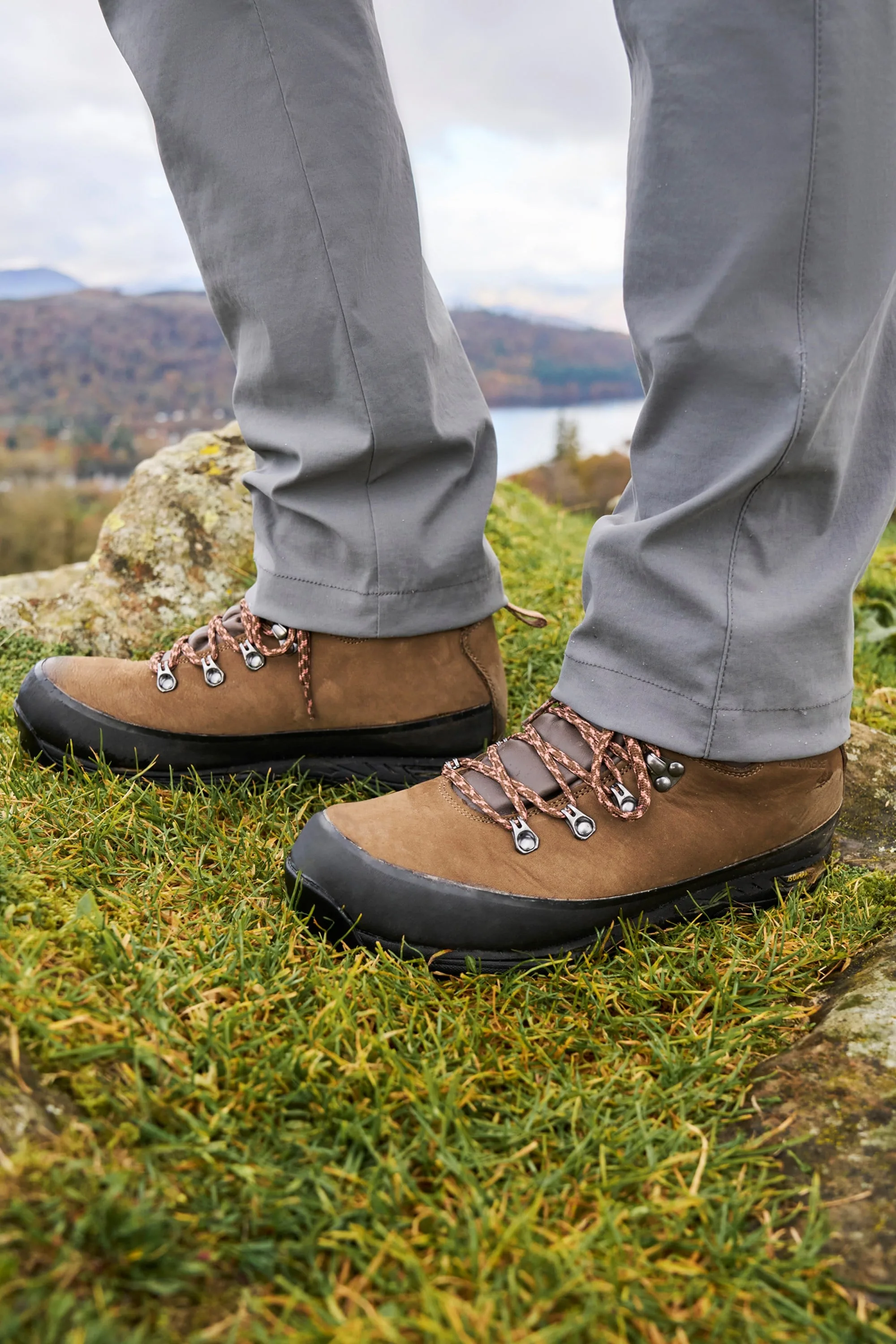 Extreme Quest Womens Waterproof Isogrip Boots - Brown - Brown - Size: 5 - Mountain Warehouse - FashionsVida