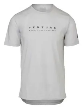 Maglietta A Maniche Corte Casual Performer Venture Rain Cloud - AGU - FashionsVida